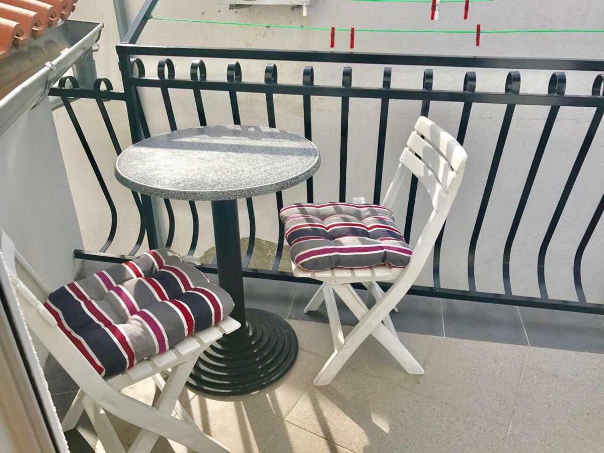 Apartment Bujas Raslina エクステリア 写真