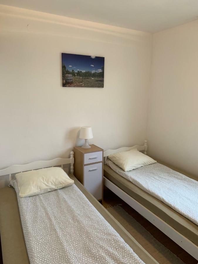 Apartment Bujas Raslina エクステリア 写真